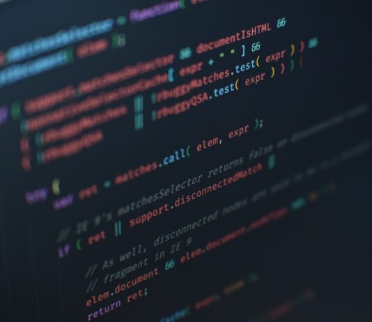 Programmare in Python, caratteristiche e framwork da installare sull’hosting Programmare in Python